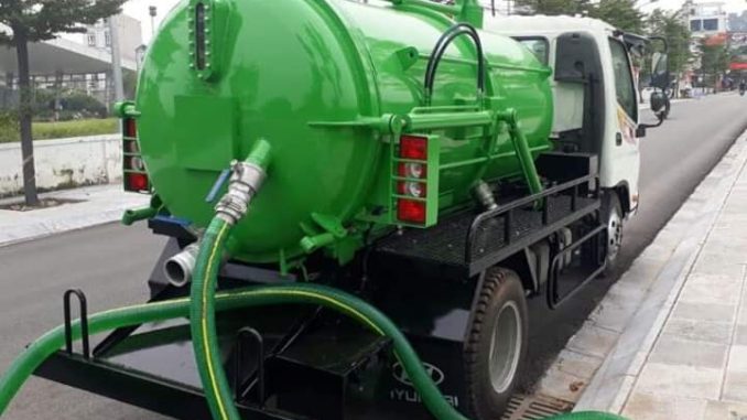 xe hút bể phốt chuyên dụng